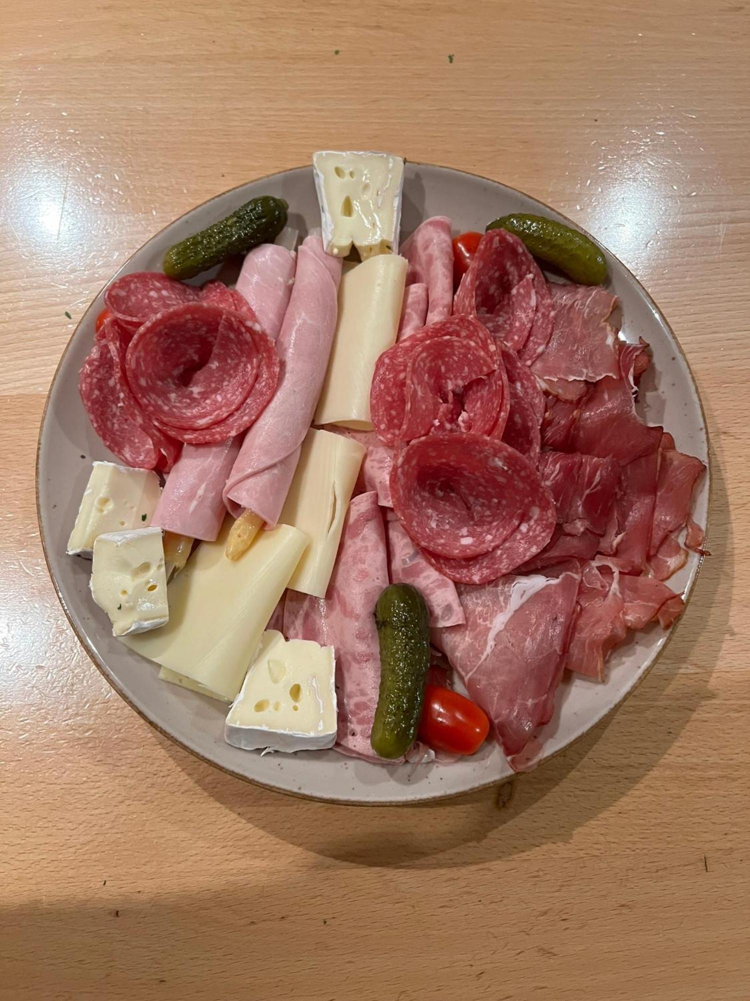 Gasthuis Winzergasthof Zum Kellerstuebchen 3*