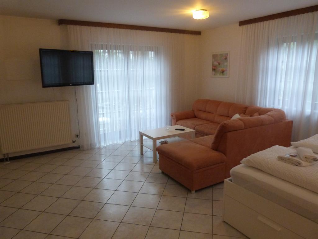 Winzergasthof Zum Kellerstuebchen Gasthuis 3*