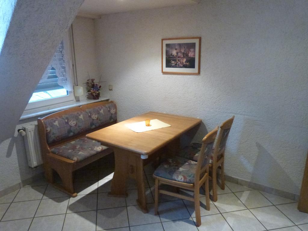 Gasthuis Winzergasthof Zum Kellerstuebchen